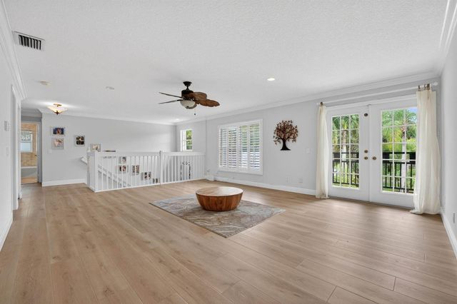 8346 Sawpine Road, Delray Beach, FL 33446