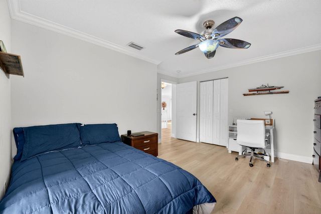 8346 Sawpine Road, Delray Beach, FL 33446