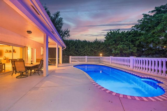 8346 Sawpine Road, Delray Beach, FL 33446