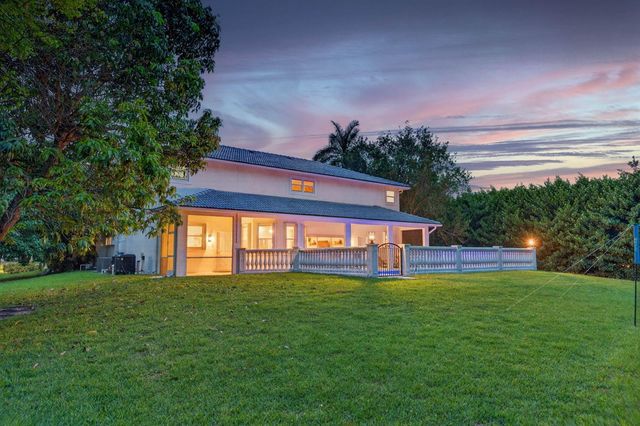 8346 Sawpine Road, Delray Beach, FL 33446