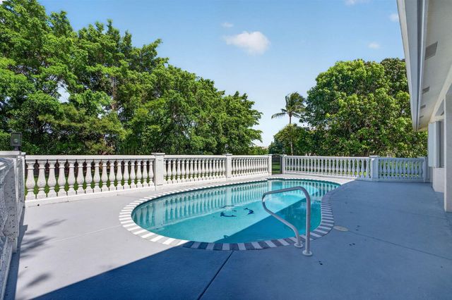 8346 Sawpine Road, Delray Beach, FL 33446