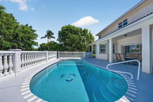 8346 Sawpine Road, Delray Beach, FL 33446