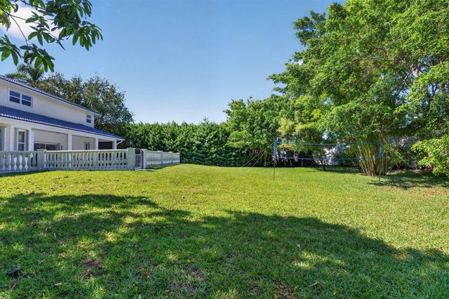 8346 Sawpine Road, Delray Beach, FL 33446