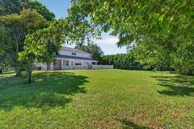 8346 Sawpine Road, Delray Beach, FL 33446