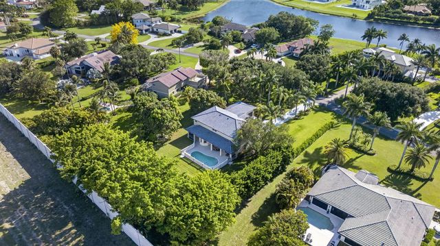 8346 Sawpine Road, Delray Beach, FL 33446