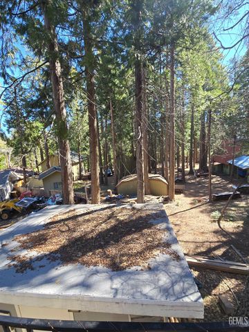 10638 Pine Drive, Wofford Heights, CA 93285