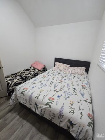 10638 Pine Drive, Wofford Heights, CA 93285