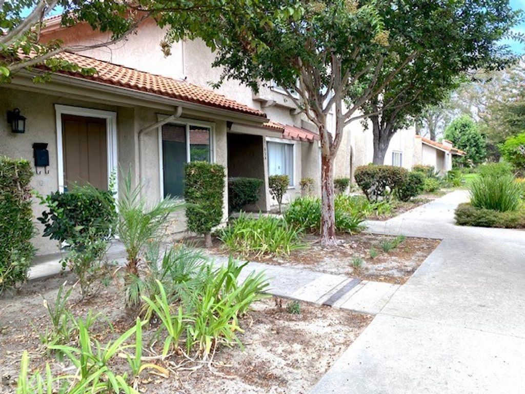 13835 La Jolla, Garden Grove, CA 92844 — photo 2