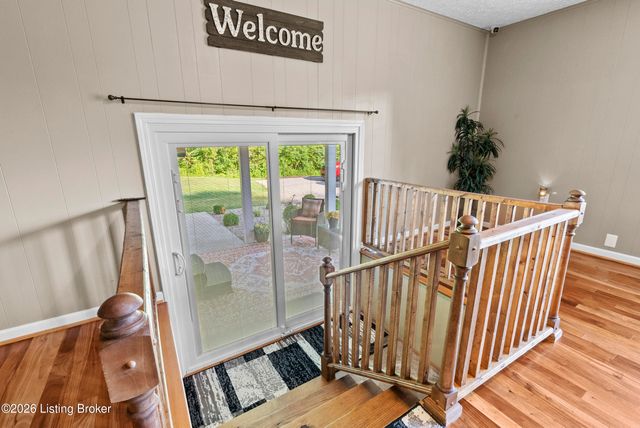 191 Briarway Dr, Mt Washington, KY 40047