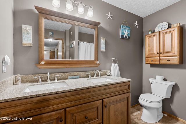191 Briarway Dr, Mt Washington, KY 40047