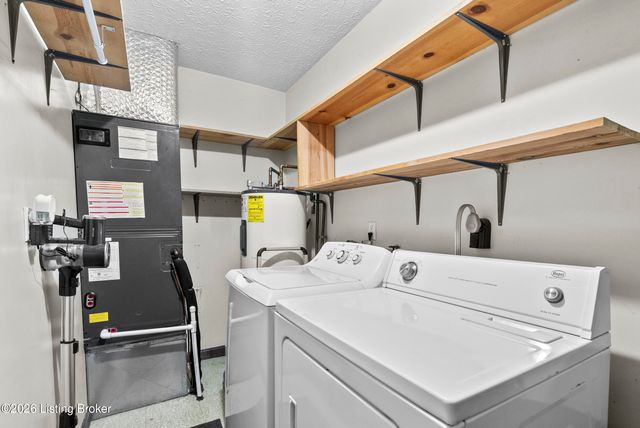 191 Briarway Dr, Mt Washington, KY 40047