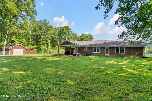 191 Briarway Dr, Mt Washington, KY 40047