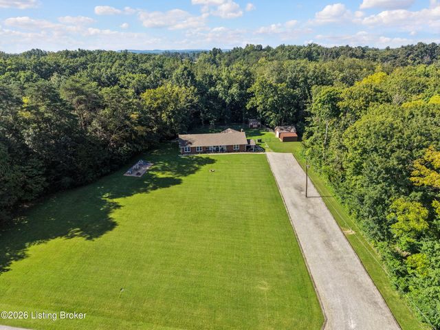 191 Briarway Dr, Mt Washington, KY 40047