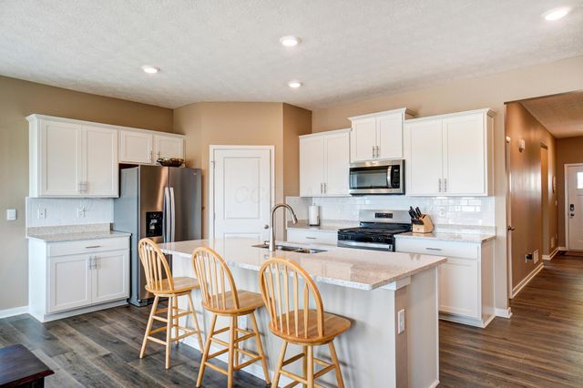 734 Leslie Drive, Plain City, OH 43064