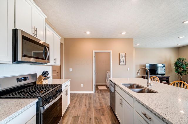734 Leslie Drive, Plain City, OH 43064