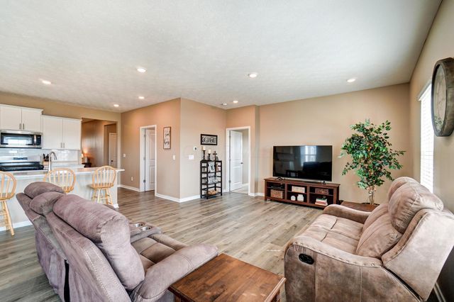 734 Leslie Drive, Plain City, OH 43064