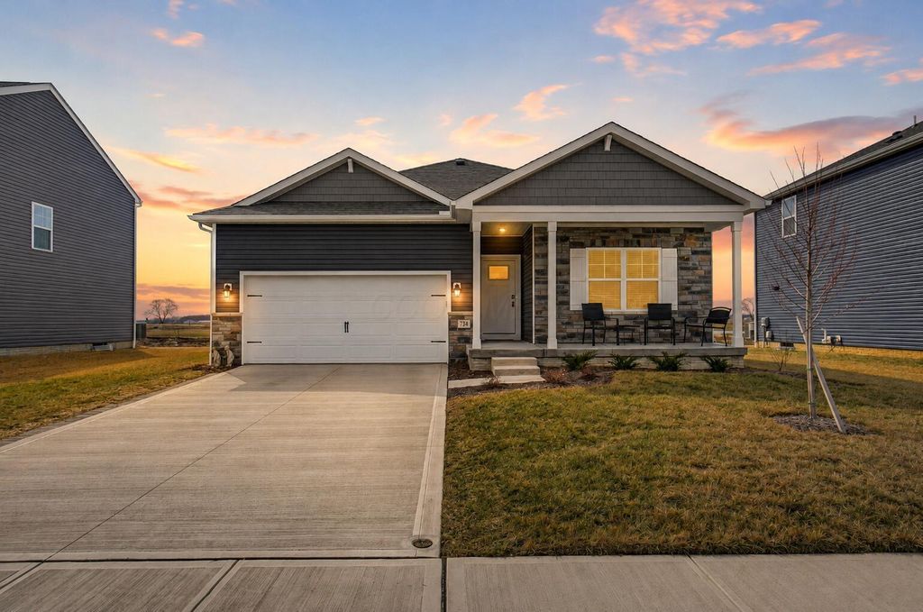 734 Leslie Drive, Plain City, OH 43064