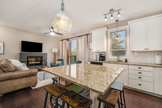 115 E Eighth Street 16, Traverse City, MI 49684