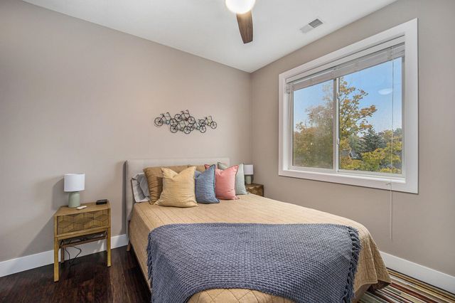 115 E Eighth Street 16, Traverse City, MI 49684