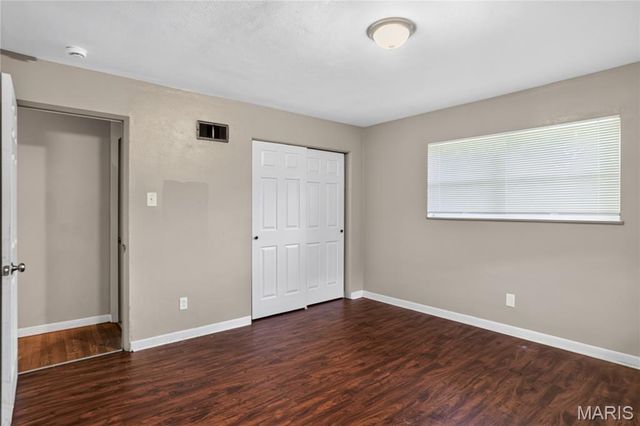 8808 Cherrywood Lane, Jennings, MO 63136
