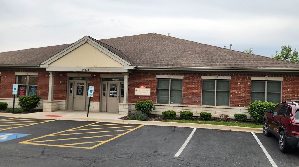16612 W 159th Street 201, Lockport, IL 60441