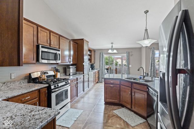 6896 Wilmot Lane, Avon, IN 46123