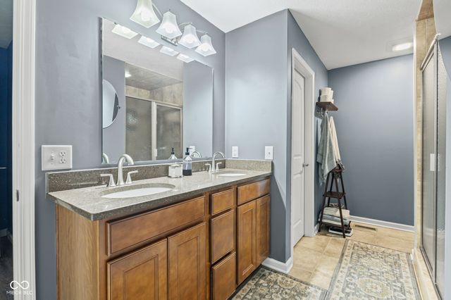 6896 Wilmot Lane, Avon, IN 46123