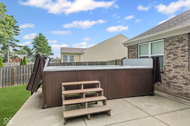 6896 Wilmot Lane, Avon, IN 46123