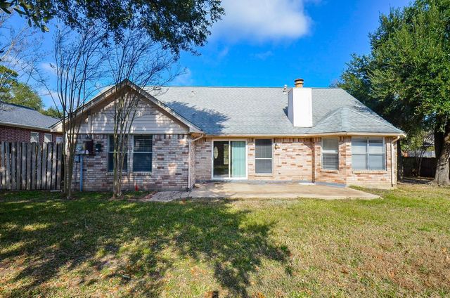 155 April Waters Drive W, Conroe, TX 77356