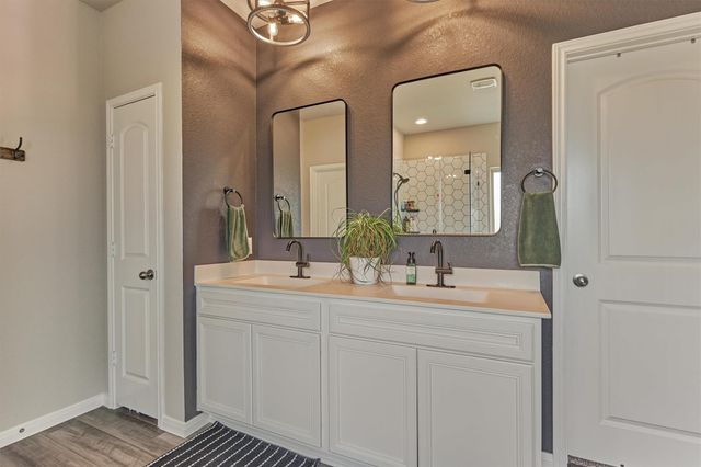 20112 Crystal Falls Court, Montgomery, TX 77316