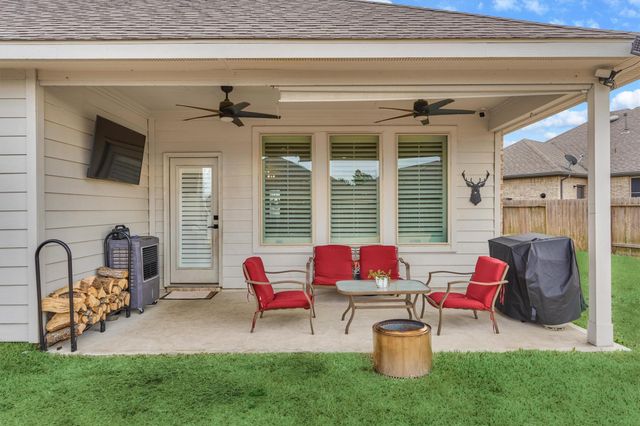 20112 Crystal Falls Court, Montgomery, TX 77316