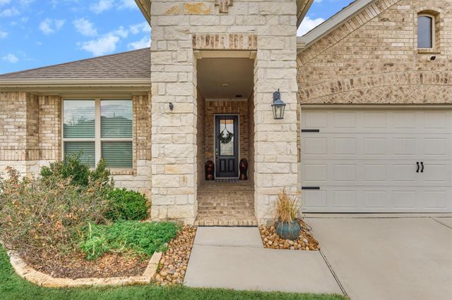 20112 Crystal Falls Court, Montgomery, TX 77316