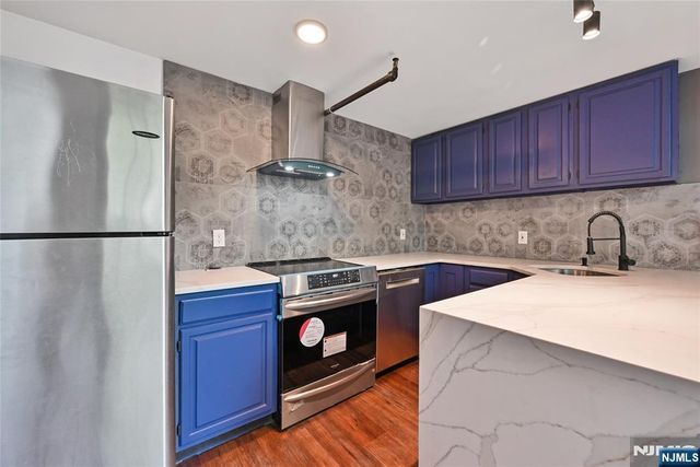 384 Trenton Avenue 3E, Paterson, NJ 07503