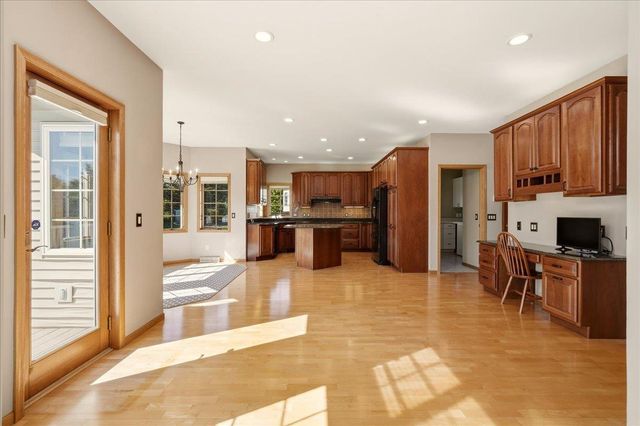 9101 Settlers Road, Madison, WI 53717