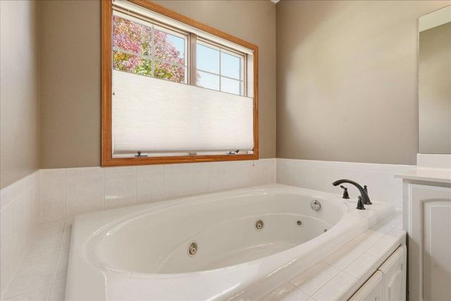 9101 Settlers Road, Madison, WI 53717