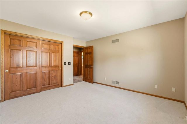 9101 Settlers Road, Madison, WI 53717