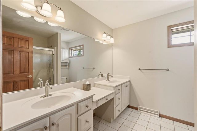 9101 Settlers Road, Madison, WI 53717