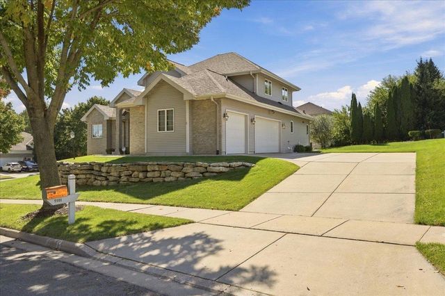 9101 Settlers Road, Madison, WI 53717