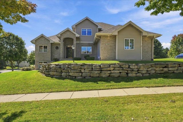 9101 Settlers Road, Madison, WI 53717