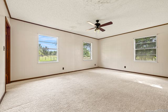 8218 N US HWY 87, Fredericksburg, TX 78624