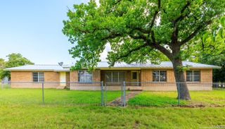 8218 N US HWY 87, Fredericksburg, TX 78624