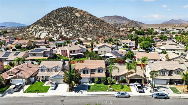 1204 Lilac Ridge, Perris, CA 92571