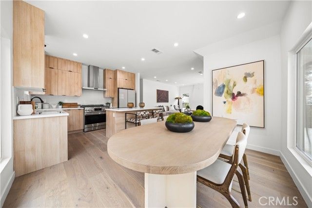 2203 Pelham Avenue, Los Angeles, CA 90064