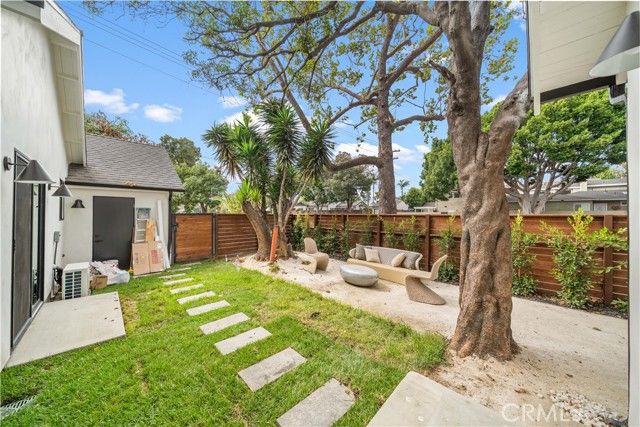 2203 Pelham Avenue, Los Angeles, CA 90064