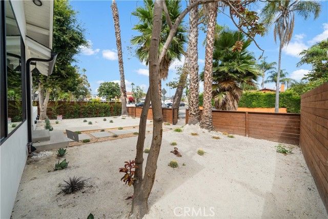 2203 Pelham Avenue, Los Angeles, CA 90064