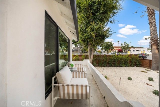 2203 Pelham Avenue, Los Angeles, CA 90064