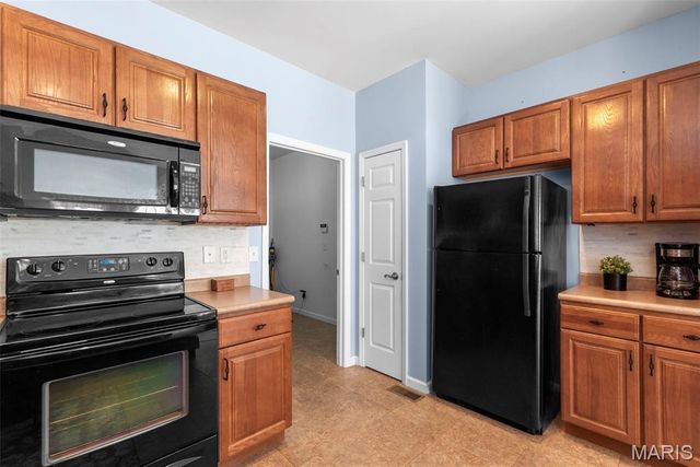 5939 Stephanie Green Court, Mehlville, MO 63129