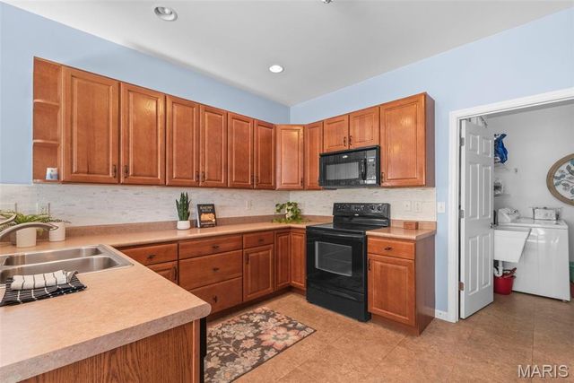 5939 Stephanie Green Court, Mehlville, MO 63129