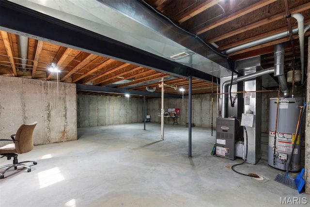 5939 Stephanie Green Court, Mehlville, MO 63129