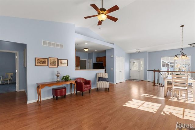 5939 Stephanie Green Court, Mehlville, MO 63129